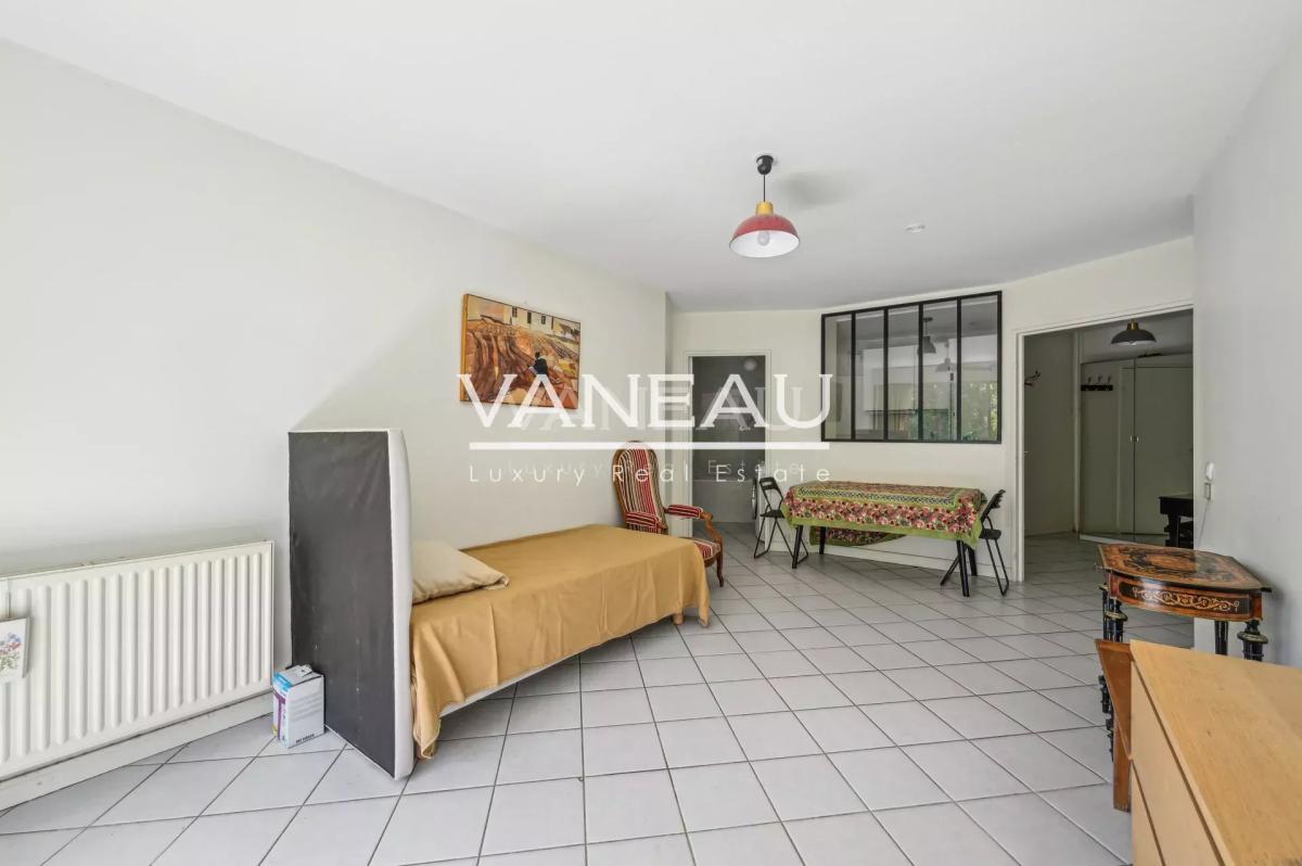 Convention Alleray - Studio avec balcon sur verdure