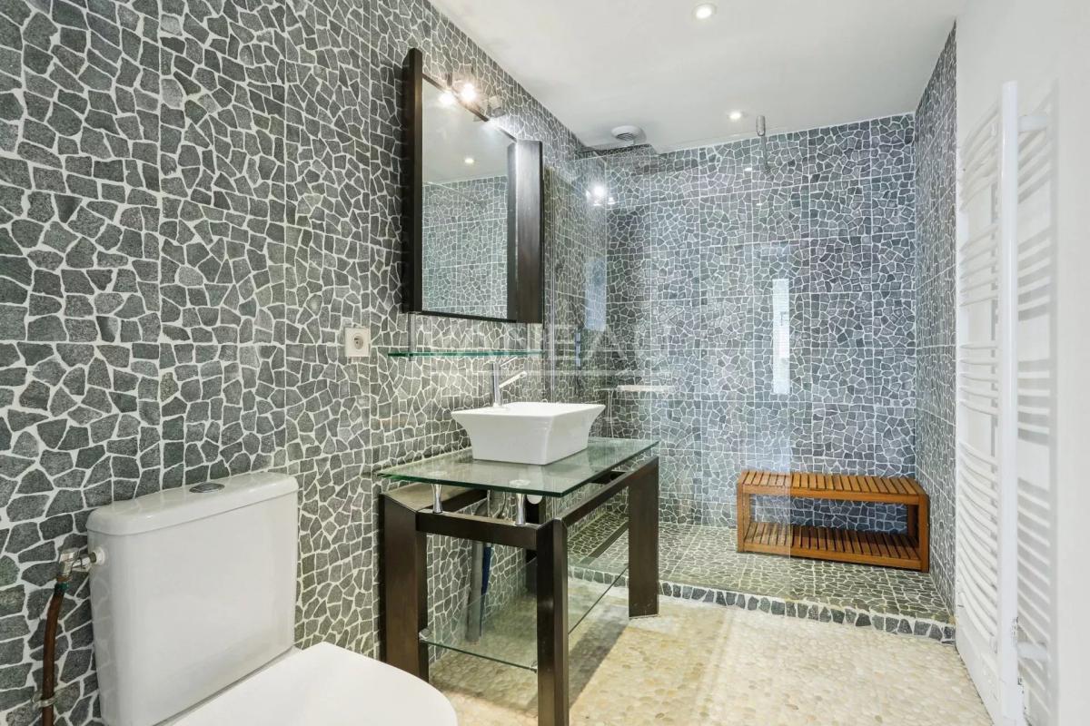 Vente Maison Architecte (275m²) Paris 15e avec ascenseur et roof