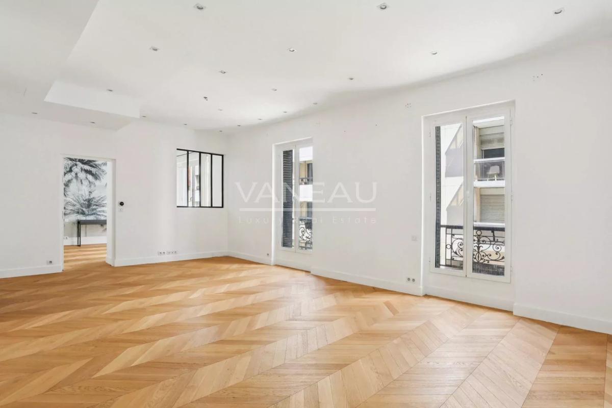 Vente Maison Architecte (275m²) Paris 15e avec ascenseur et roof