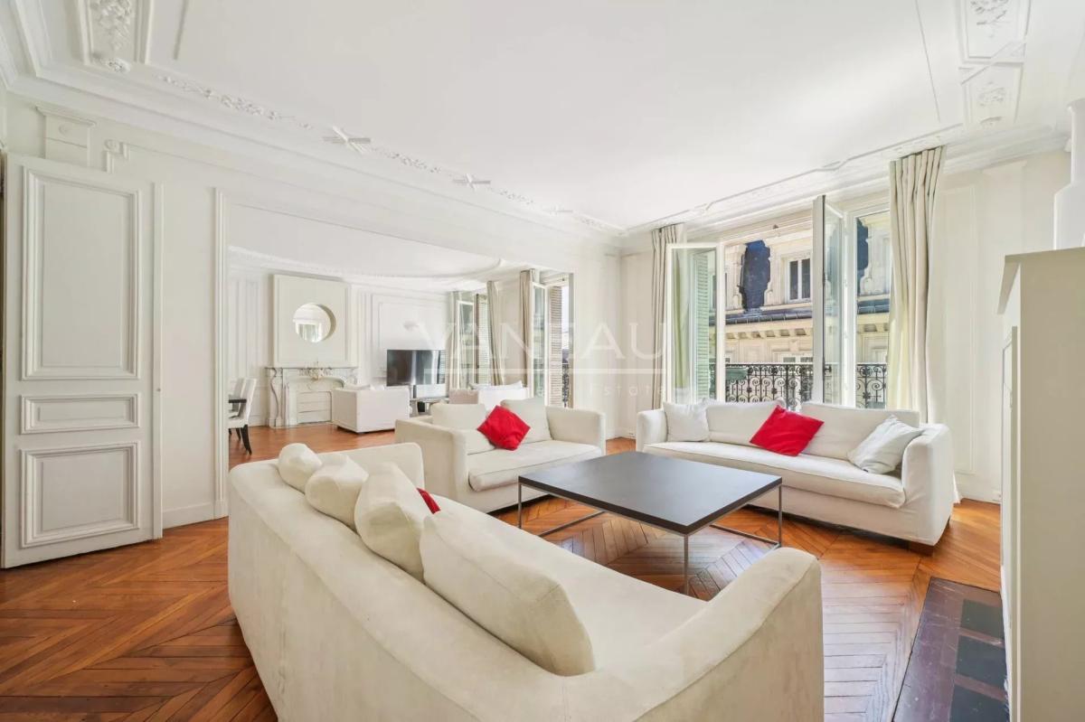 Appartement 4 pièces spacieux et fonctionnel