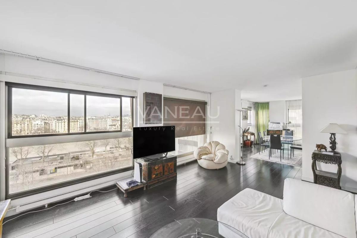 Paris XVe Vue Seine. Mirabeau - Javel -