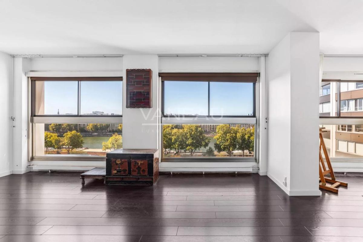 Paris XVe 4 pièces vue Seine - Mirabeau /Javel.