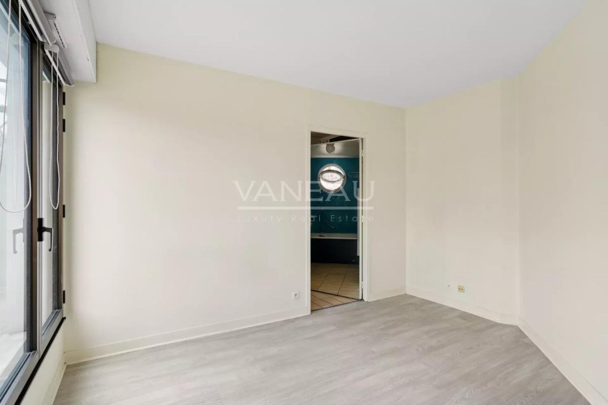 Gaîté - Montparnasse - 2 pièces atypique avec espaces extérieurs