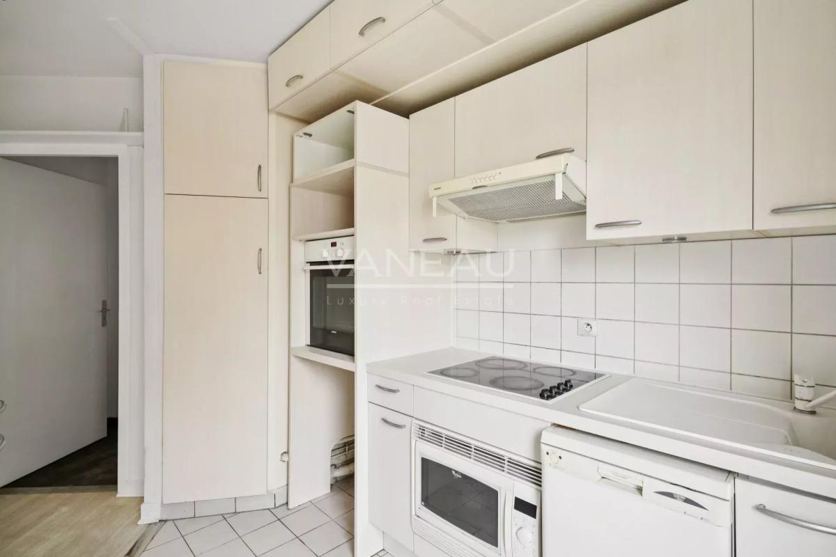 Gaîté - Montparnasse - 2 pièces atypique avec espaces extérieurs