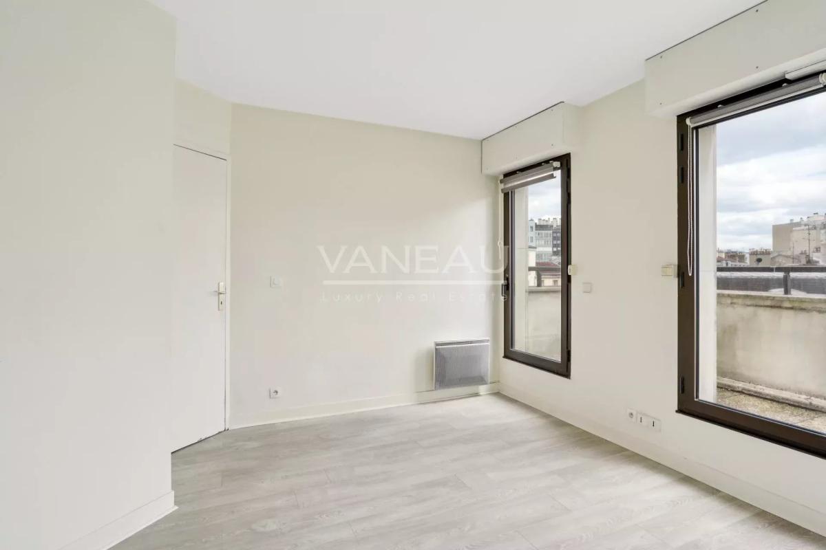 Gaîté - Montparnasse - 2 pièces atypique avec espaces extérieurs