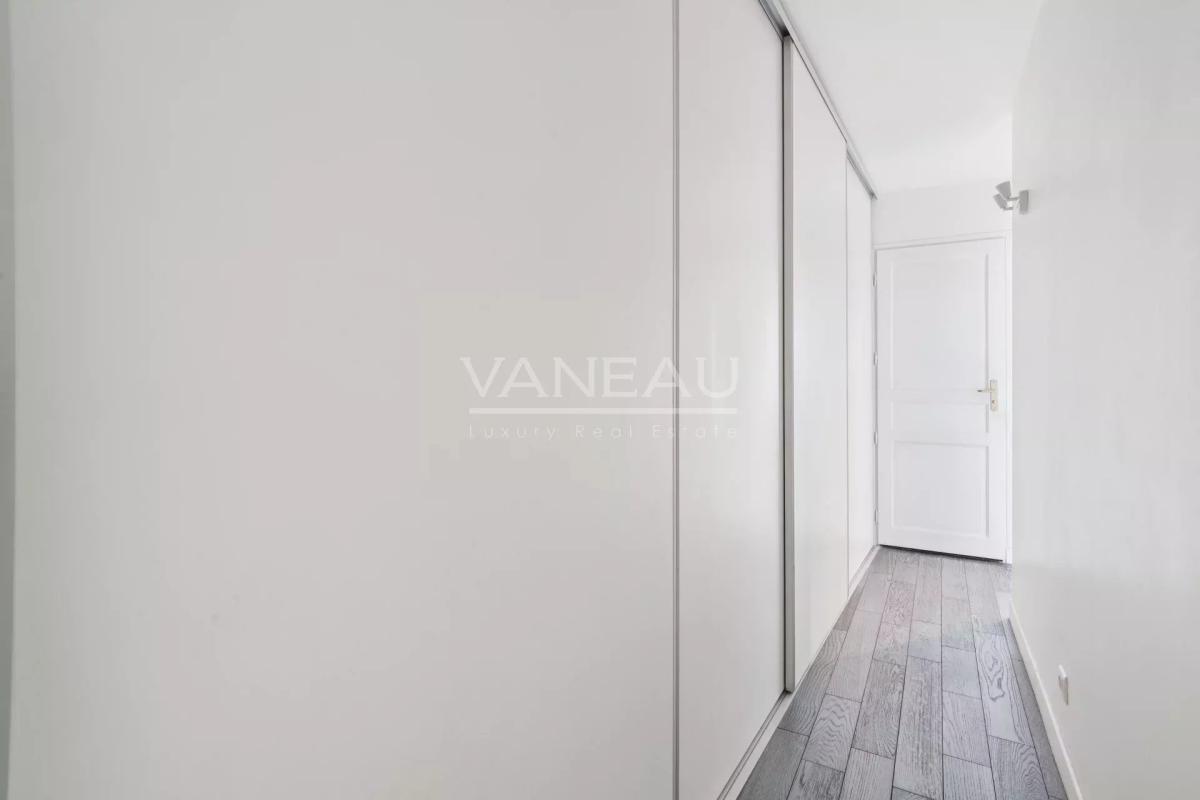 PARIS XVIe - Passy - Bel appartement avec vue Tour Eiffel