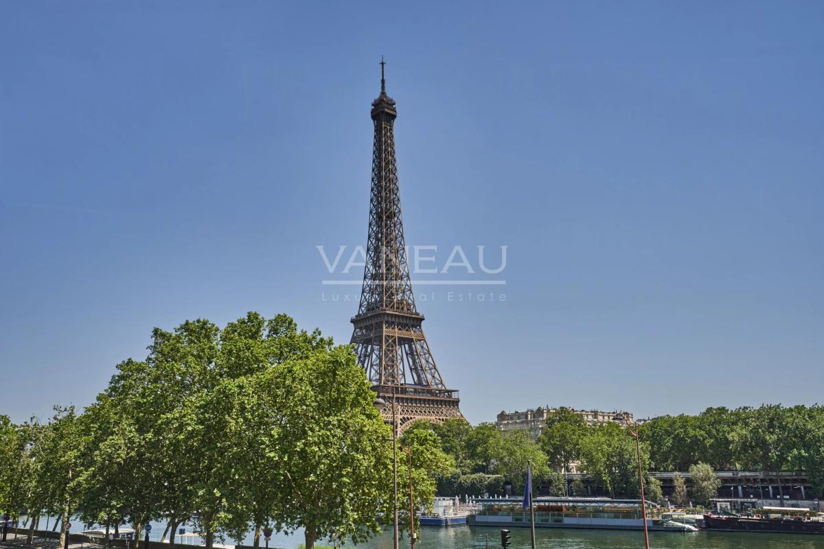 PARIS XVIe - Passy - Bel appartement avec vue Tour Eiffel