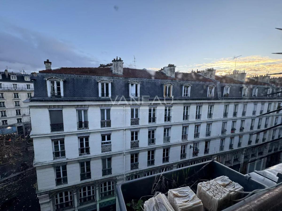 Exclusivité - Paris11e - Sainte-Marguerite - Dernier étage ascen