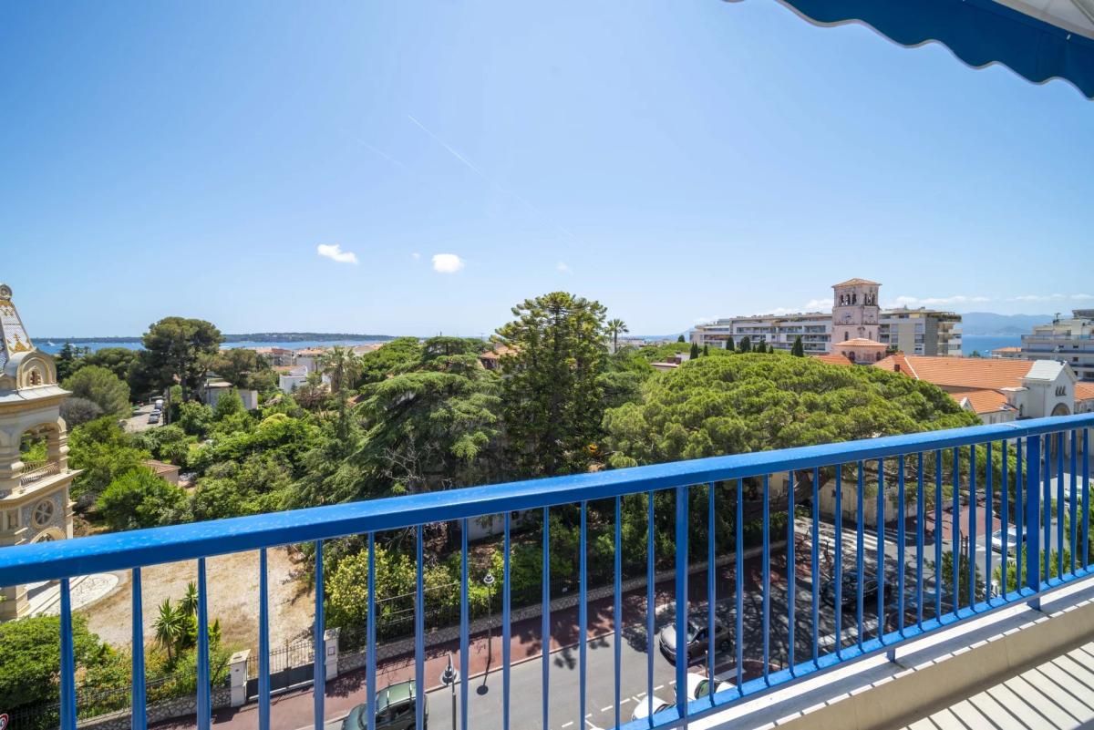 Cannes Basse Californie appartement à vendre 4 pièces vue mer