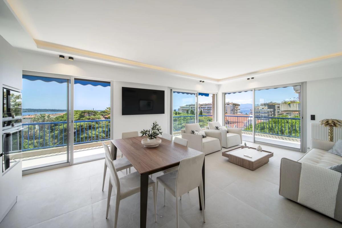 Cannes Basse Californie appartement à vendre 4 pièces vue mer