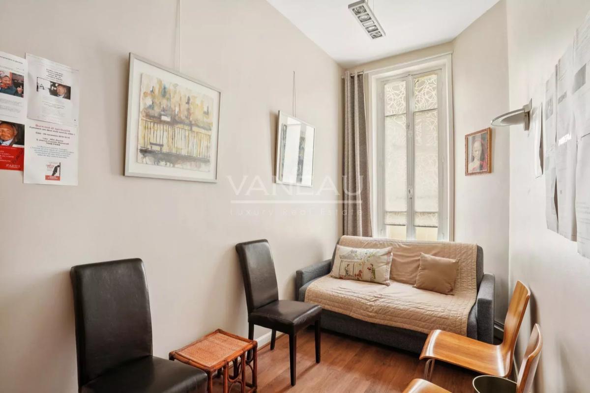 Paris XVe Breteuil - Appartement de standing dans un magnifique 
