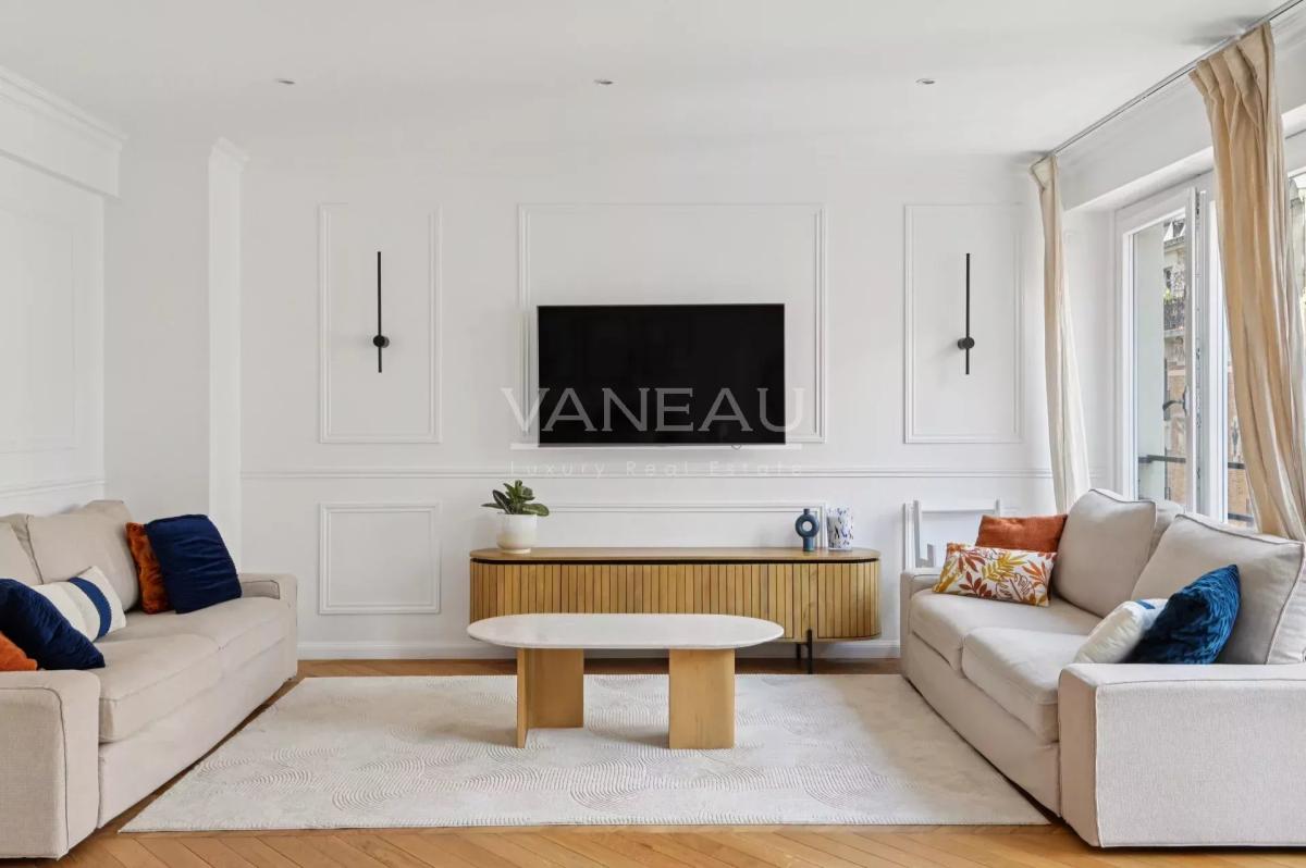 PARIS XVIe - Village d'Auteuil - Bel appartement familial et de 