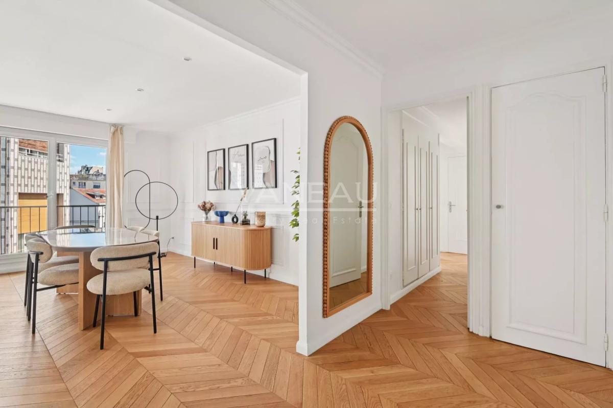 PARIS XVIe - Village d'Auteuil - Bel appartement familial et de 