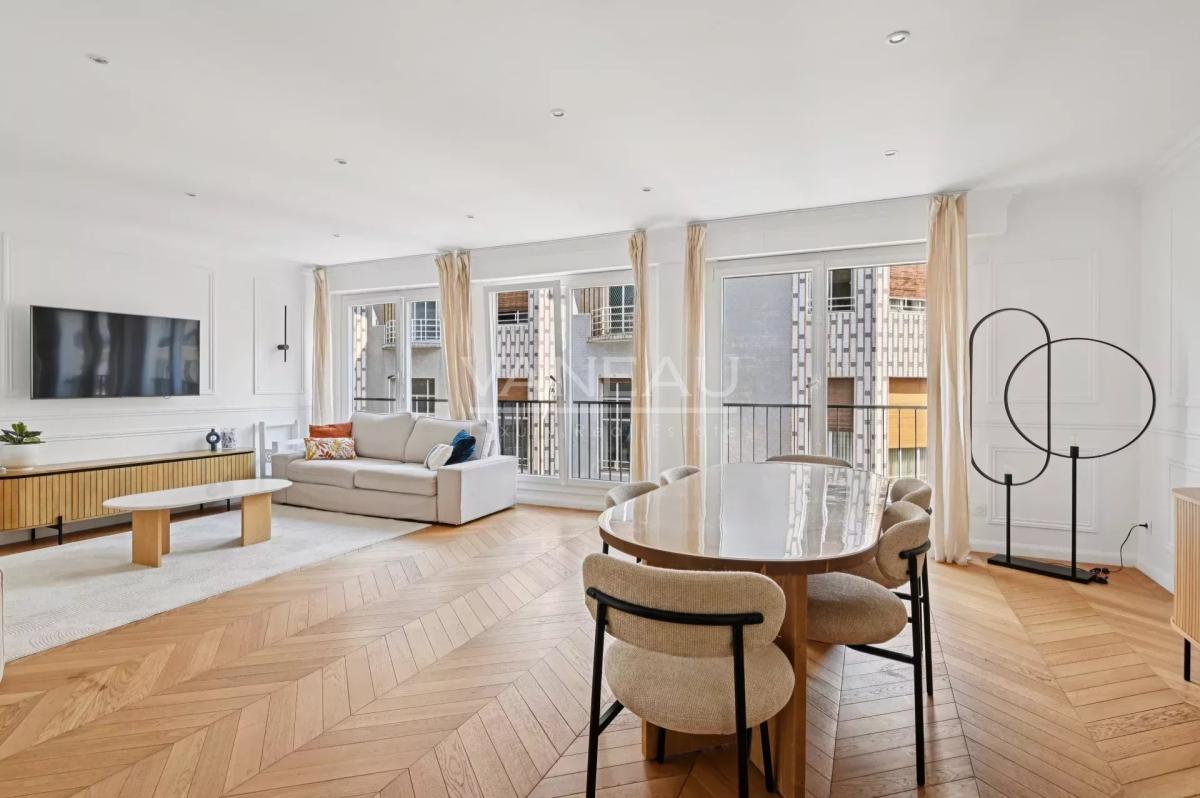 PARIS XVIe - Village d'Auteuil - Bel appartement familial et de 