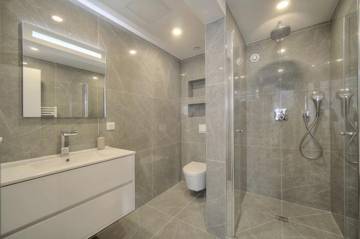 Studio rénové à vendre - Cannes Banane