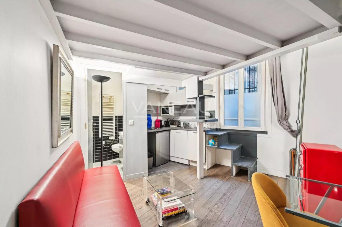 PARIS XVIIIe - Lamarck Caulaincourt  - Atelier d' artiste + un s