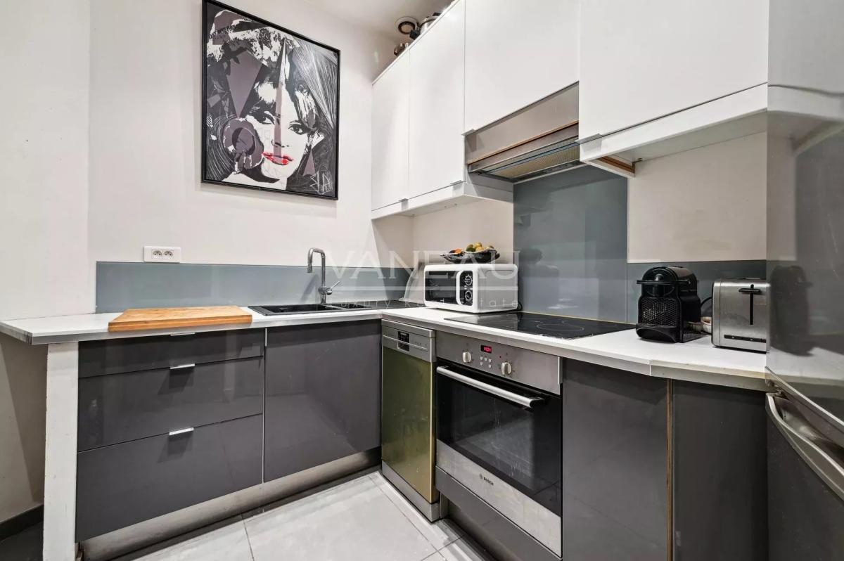 PARIS XVIIIe - Lamarck Caulaincourt  - Atelier d' artiste + un s