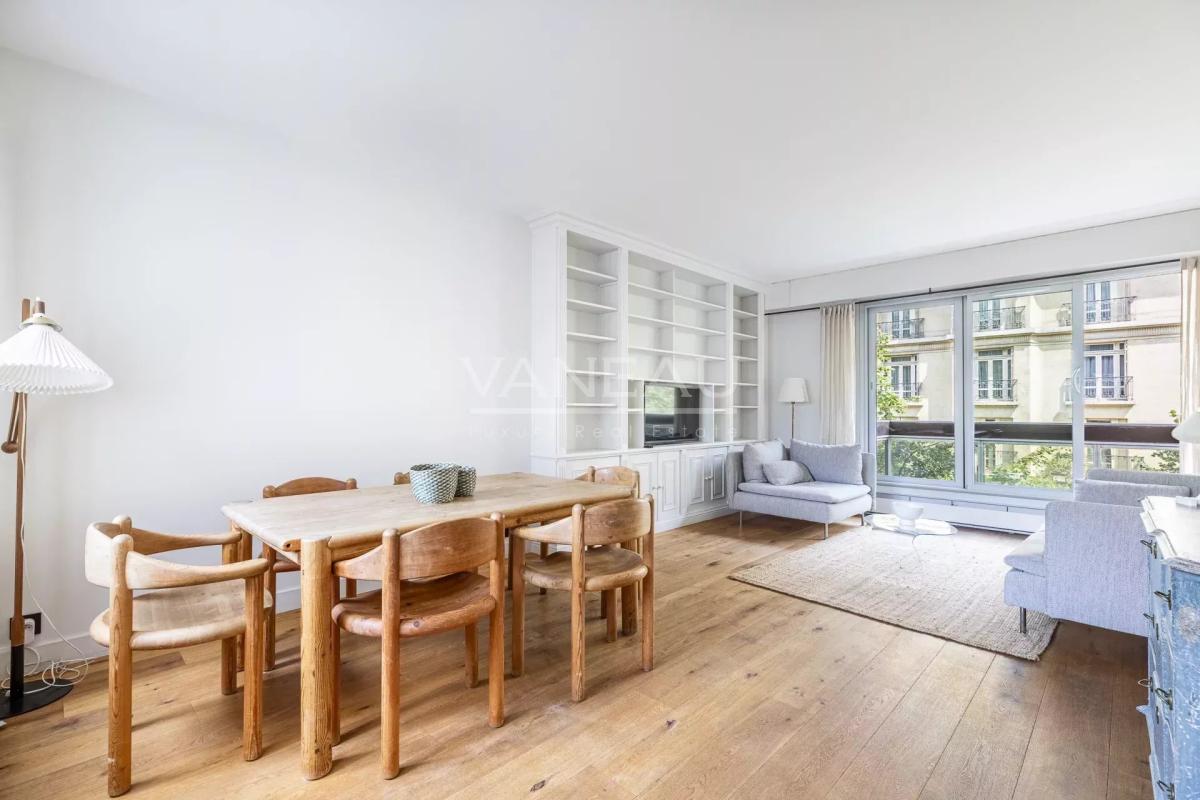 Paris 15ème Suffren 3 pièces meublé -