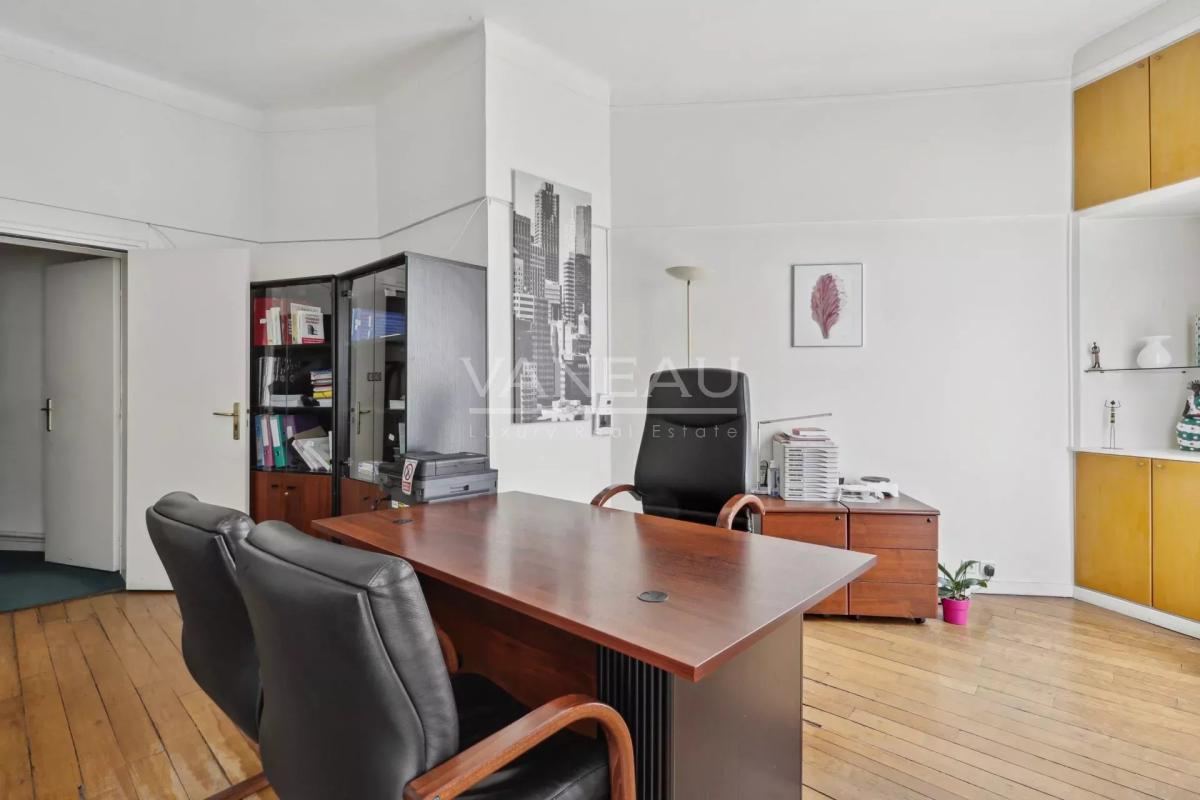 Paris IVème - Bastille - Appartement familial  avec balcon