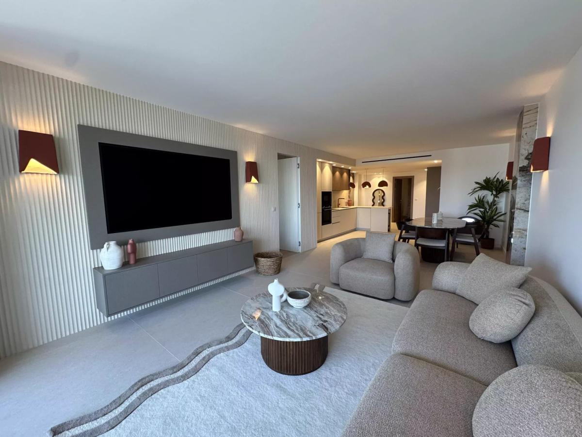 Cannes Basse Californie - Appartement 4 pièces vue mer à vendre