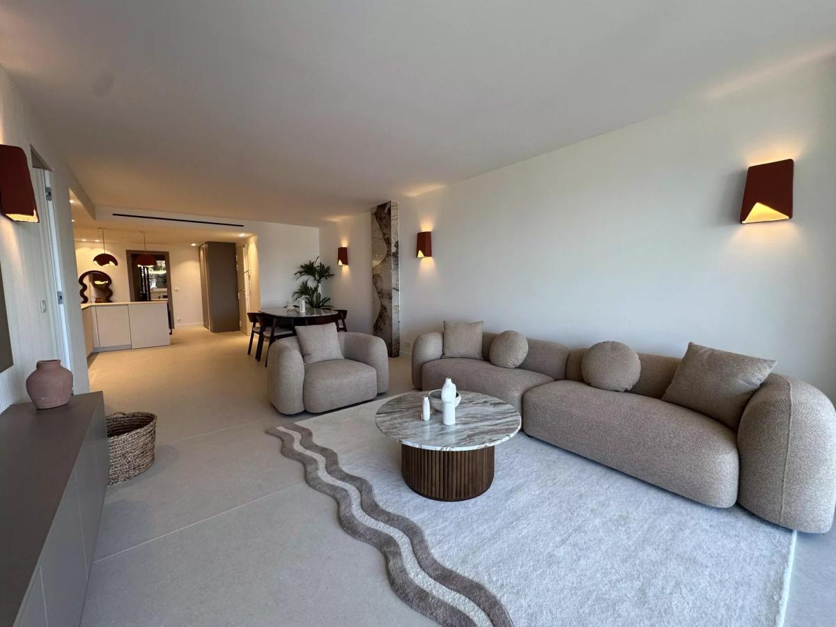 Cannes Basse Californie - Appartement 4 pièces vue mer à vendre