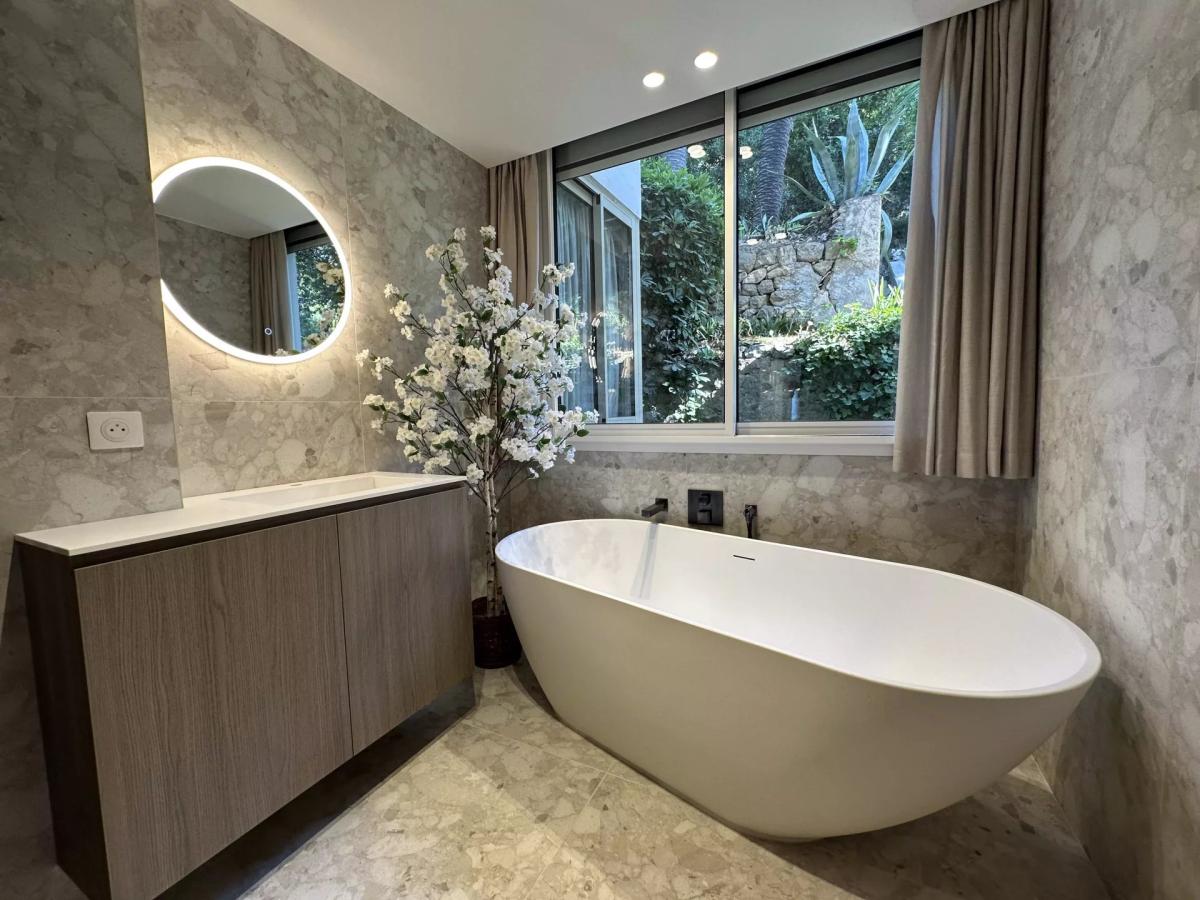 Cannes Basse Californie - Appartement 4 pièces vue mer à vendre