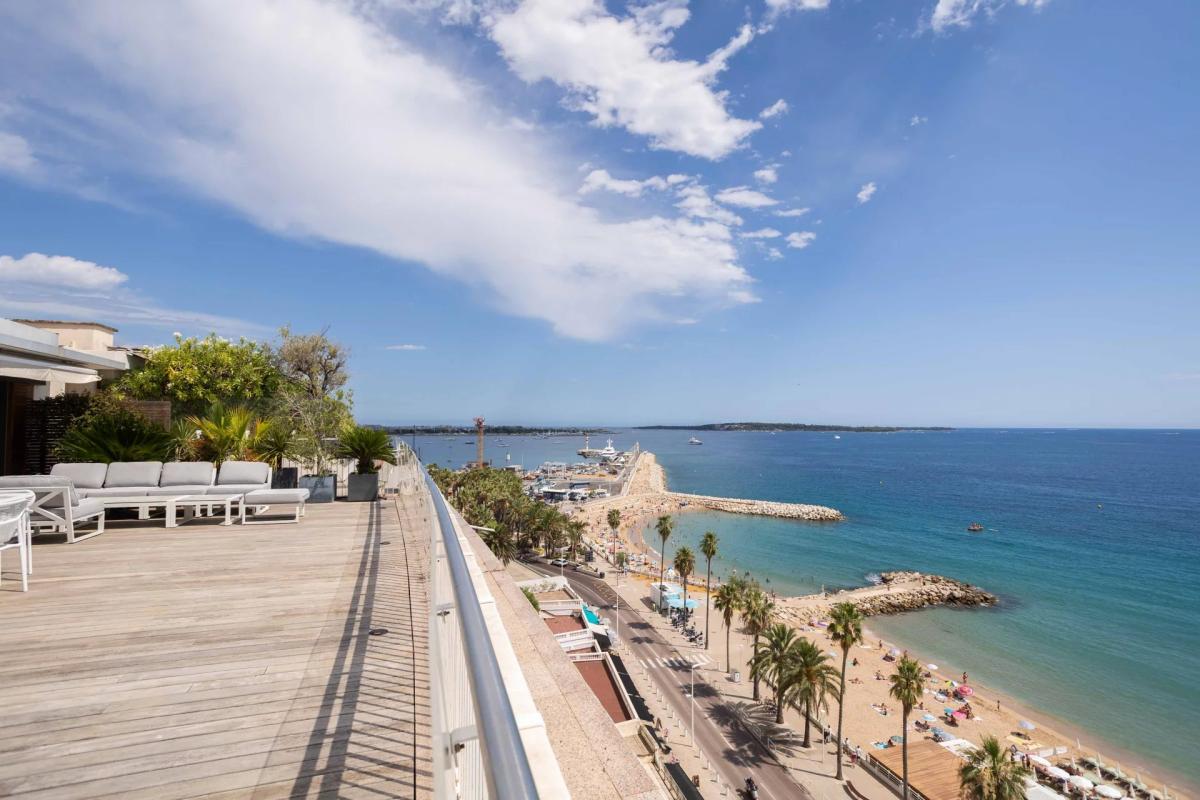 Cannes Plages du Midi - Penthouse 4 pièces vue mer à vendre