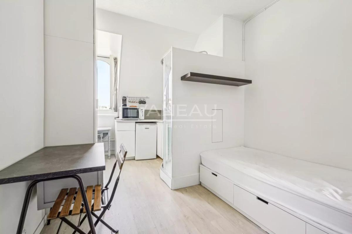 Paris XVIe - Place Victor Hugo / Poincaré - Studette de 10,12 m2