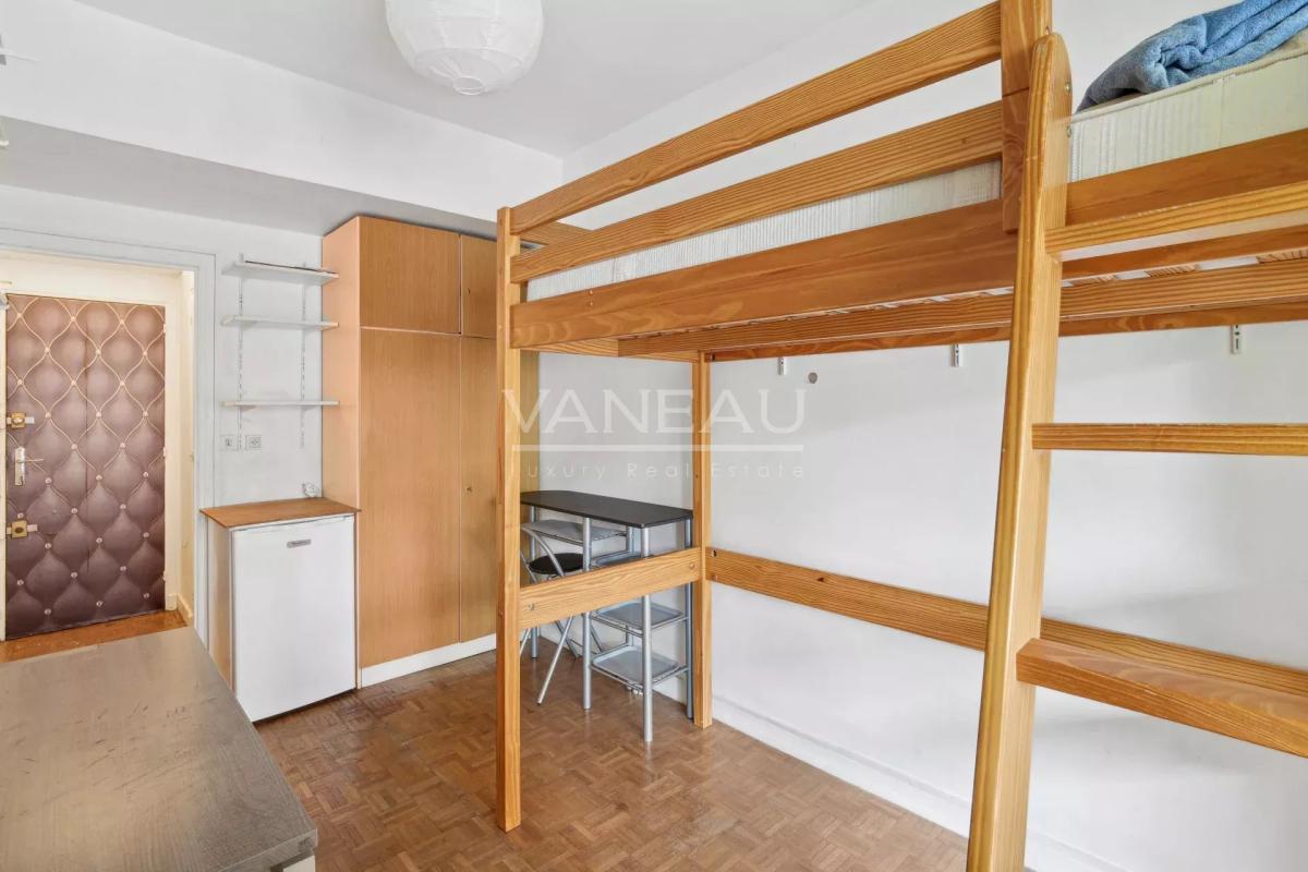 Neuilly / Pasteur- Chézy