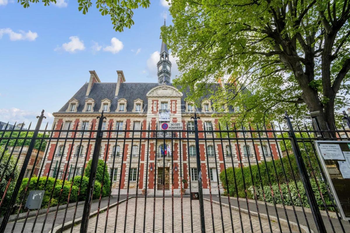 Neuilly / Pasteur- Chézy