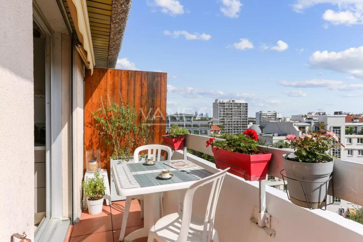 6 pièces en dernier étage avec balcons et vues dégagées
