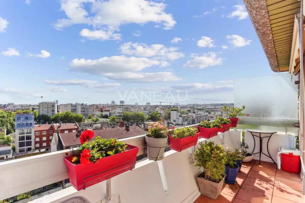 6 pièces en dernier étage avec balcons et vues dégagées