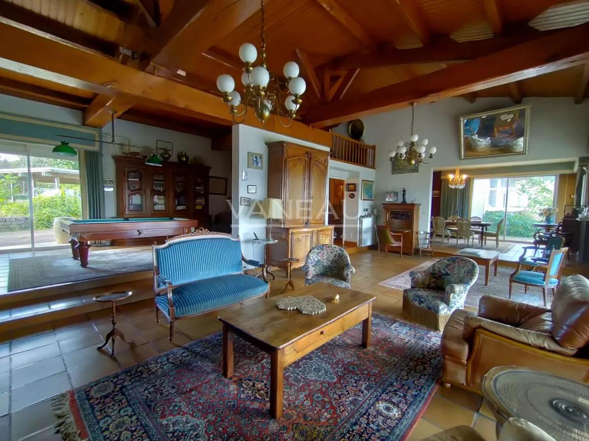 Sur la plaine d'Oudon - Maison d'architecte avec piscine et terr