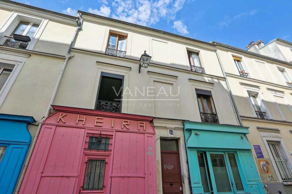 Paris Xe - Duplex atypique avec devanture boutique comme 'une pe