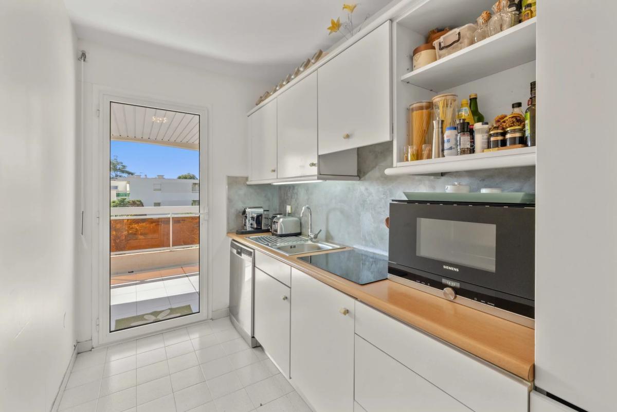 CANNES BASSE CALIFORNIE APPARTEMENT A VENDRE