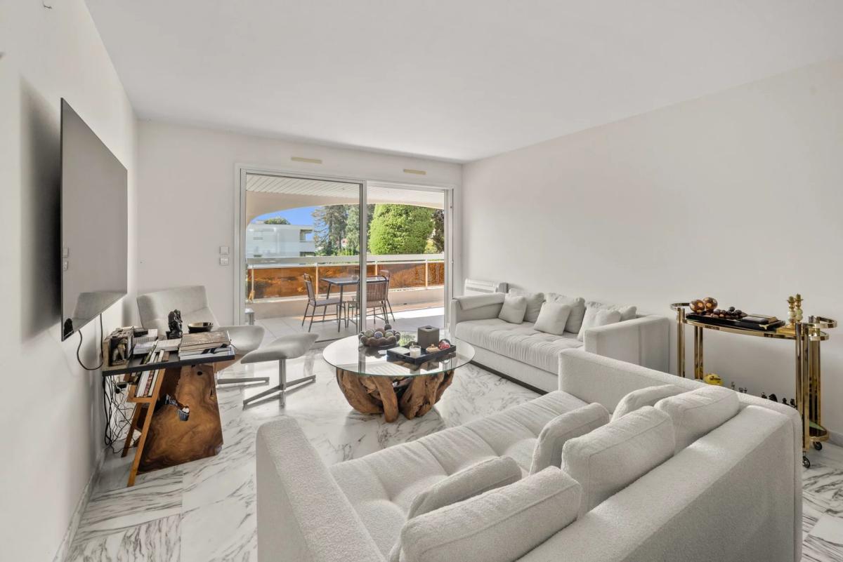 CANNES BASSE CALIFORNIE APPARTEMENT A VENDRE