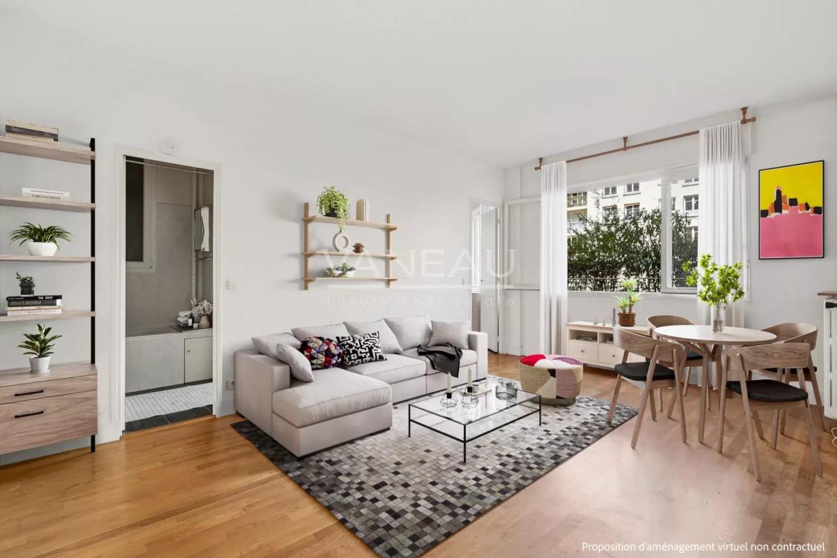 PARIS XV - Mairie : Appartement deux pièces avec vue dégagée