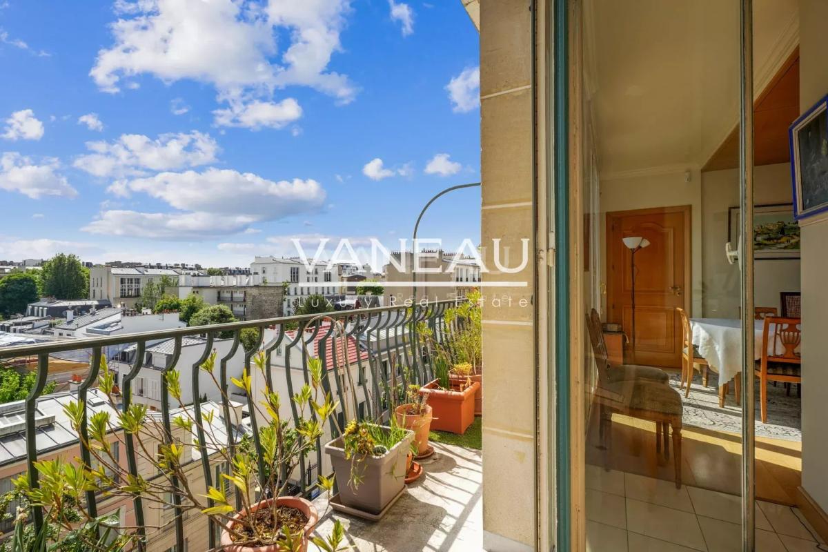 Neuilly- Full Pasteur -Terrasse.