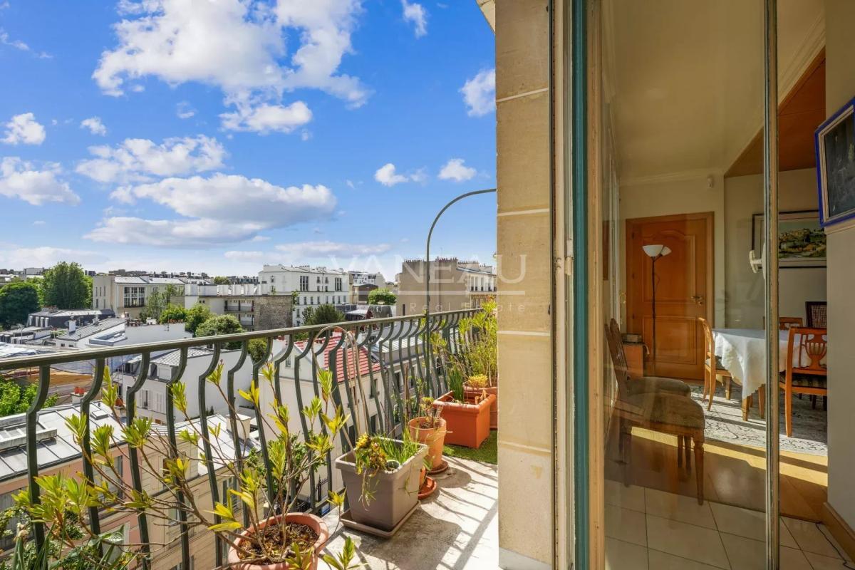 Neuilly- Full Pasteur -Terrasse.