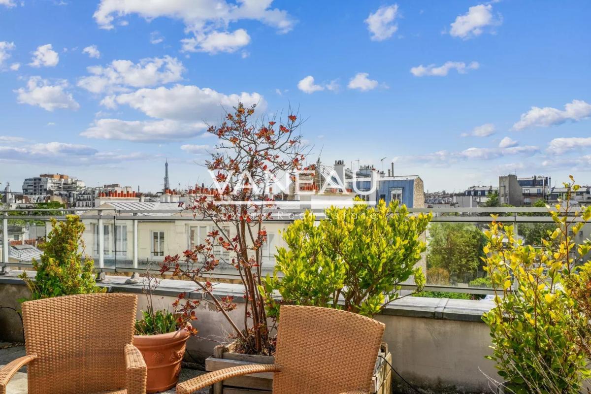 Neuilly- Full Pasteur -Terrasse.