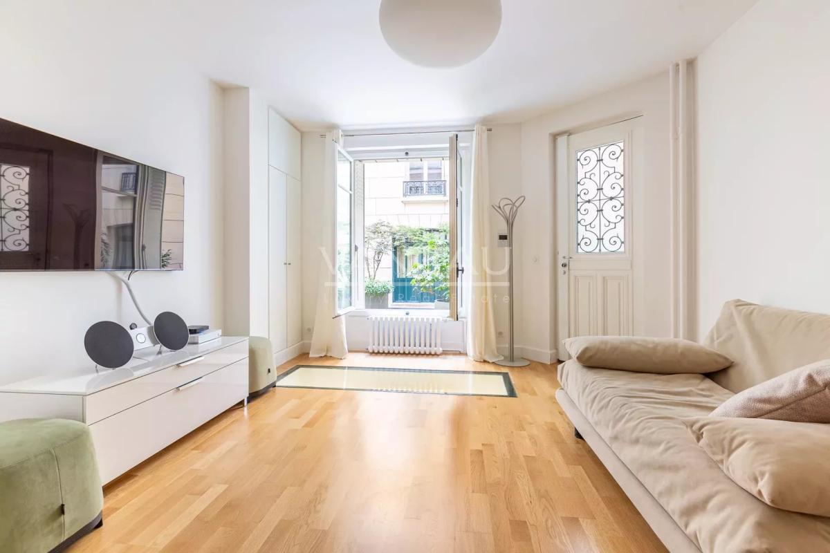 EXCLUSIVITE / Magnifique deux pièces au calme absolu de l'avenue