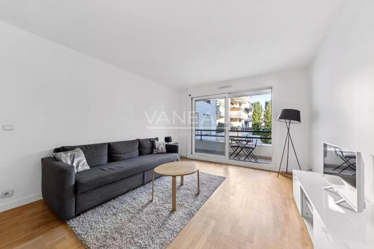 Boulogne-Billancourt / (Porte de Saint-Cloud) - Deux pièces au c