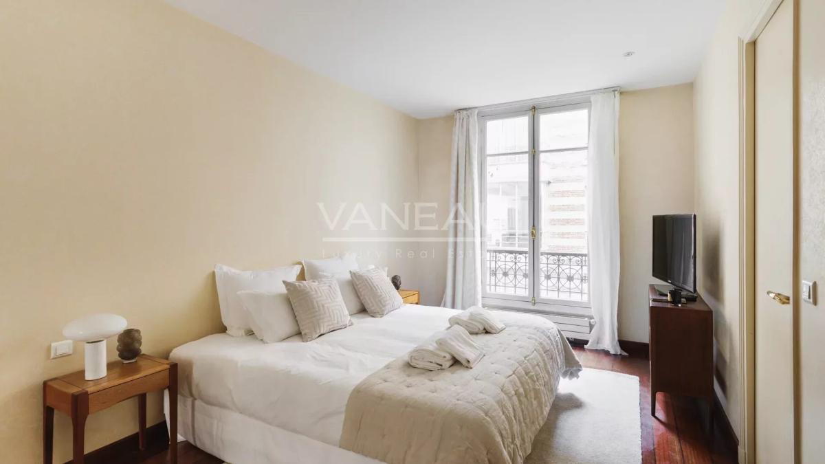 Invalides / Tourville