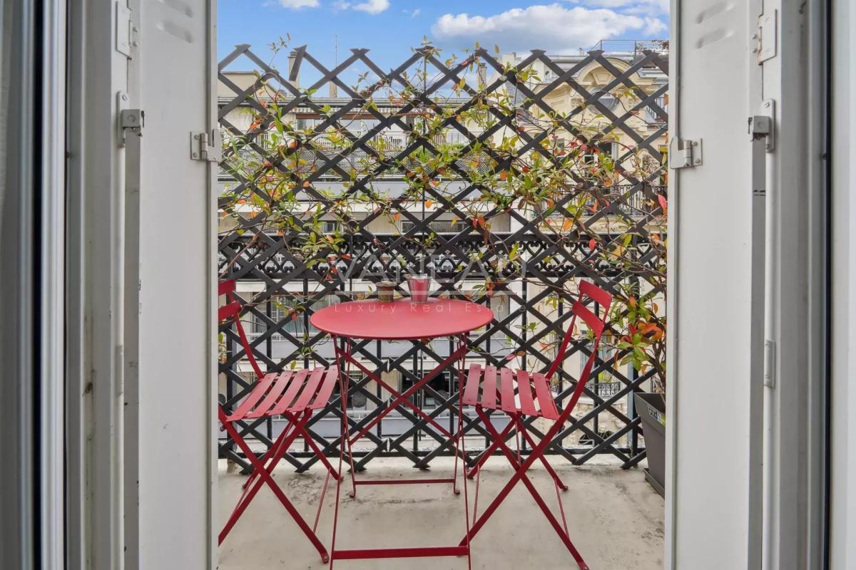 Paris XVIe - Chaussée de la Muette.