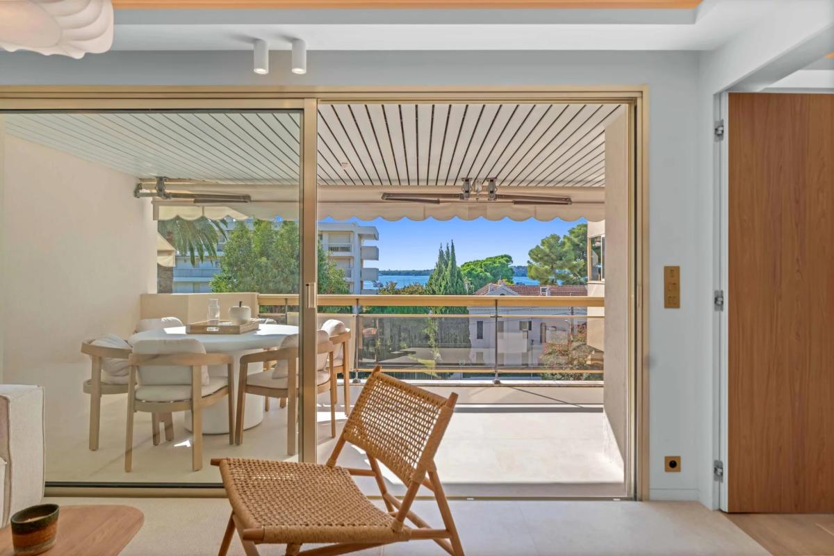 CANNES PALM BEACH APPARTEMENT A VENDRE