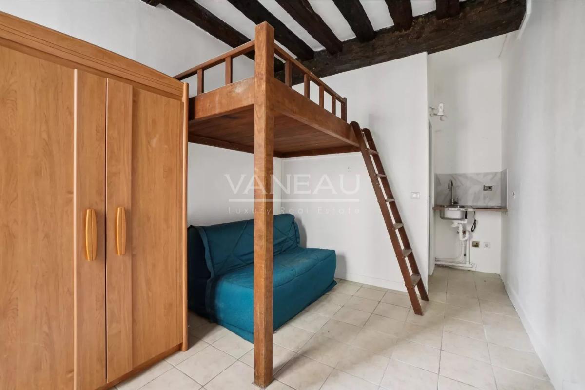 Exclusivité - Paris IVe - Charmant studio en très bon état