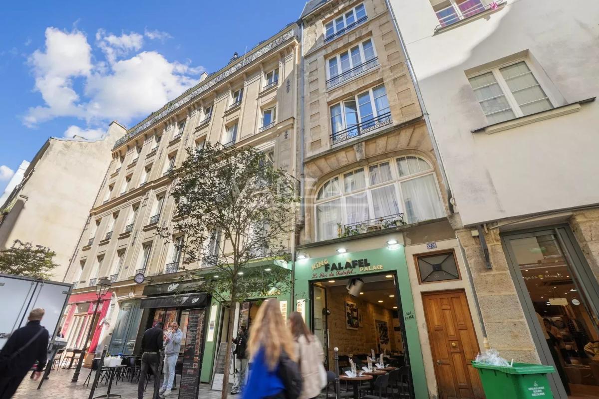 Exclusivité - Paris IVe - Charmant studio en très bon état