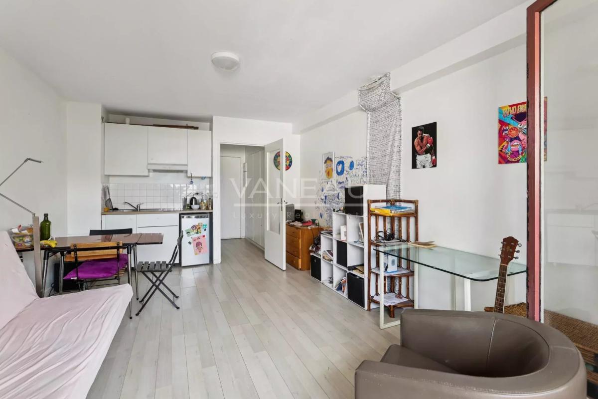Paris XIXe - Rue de Romainville - Studio vendu loué -