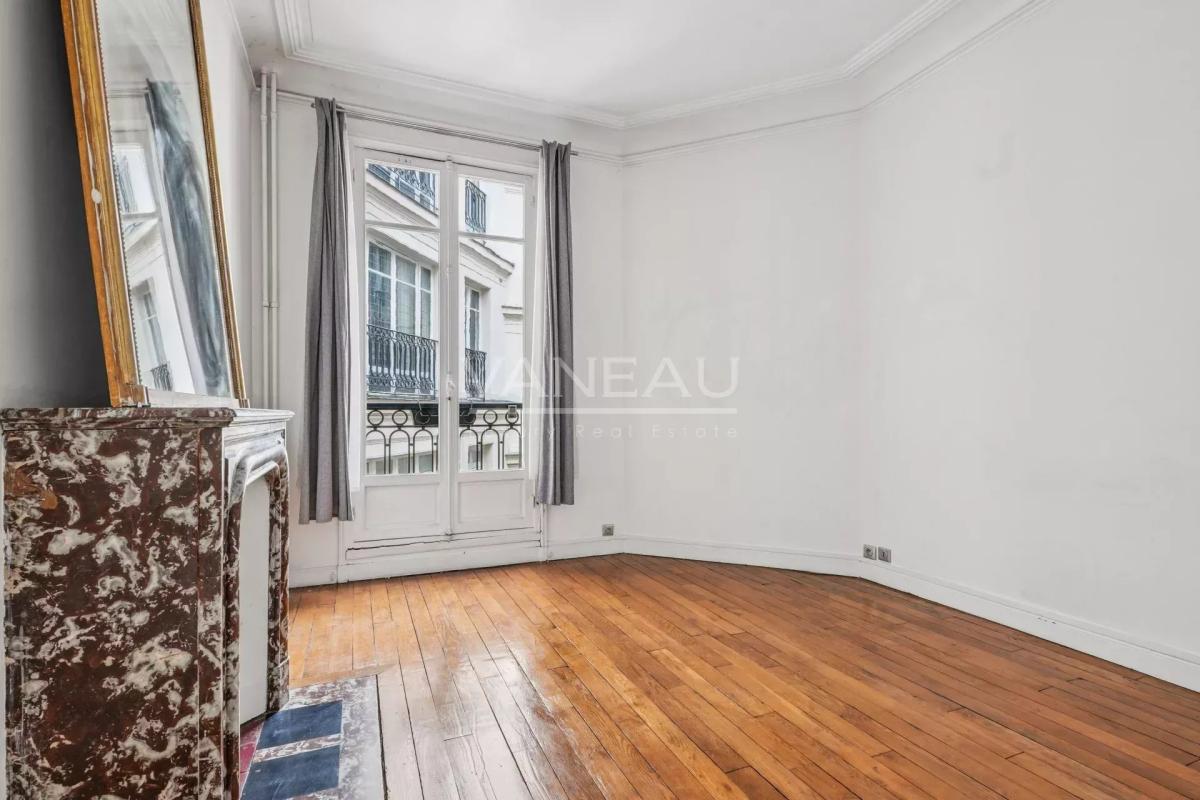 Paris XVIIe - Charmant 2 pièces - Pierre de taille, parquet, mou