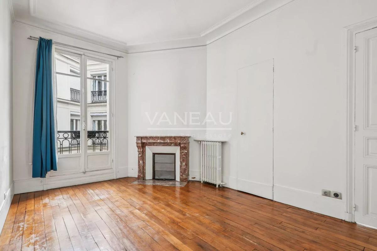 Paris XVIIe - Charmant 2 pièces - Pierre de taille, parquet, mou